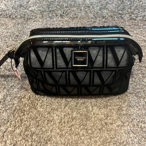 NWT Victorias Secret cosmetic case